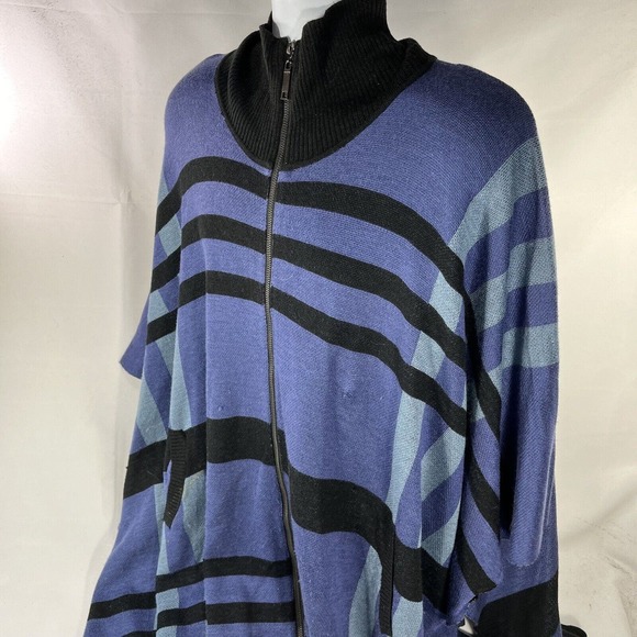 ONOT BRAND PONCHO FULL ZIP SWEATSHIRT ONE SIZE FITS MOST BLUE NWT NEW ACRYLIC - Picture 8 of 16